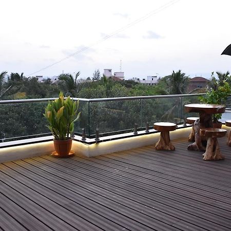 Gulmohar - Luxurious Penthouse Family Rooms Колхапур Екстер'єр фото