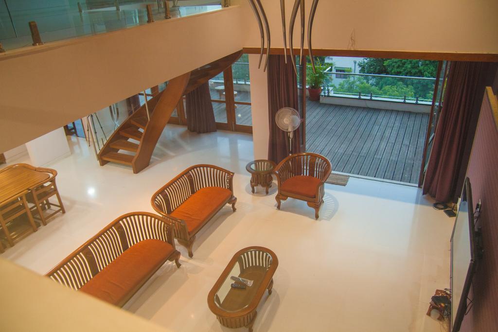 Gulmohar - Luxurious Penthouse Family Rooms Колхапур Екстер'єр фото